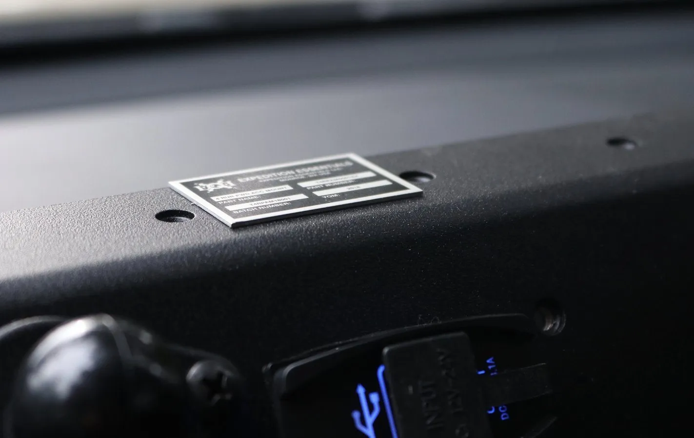 '10-23 Toyota 4Runner Accessory Mount w/ Wiring Cover