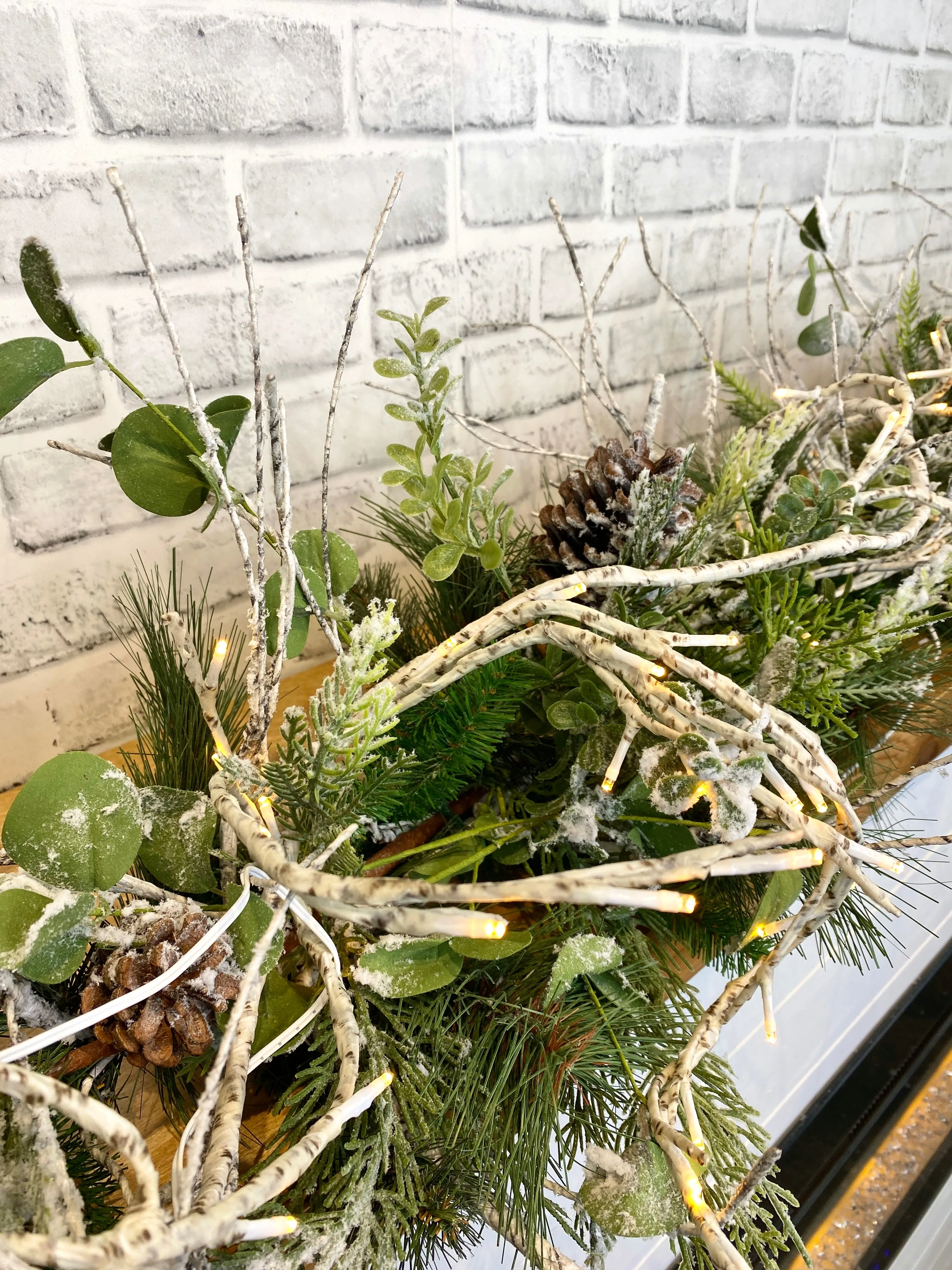 8' Lighted Birch Vine