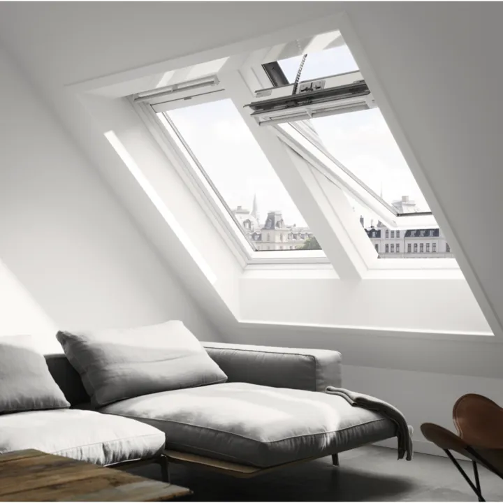 VELUX GGL UK10 206621U Triple Glazed White Painted INTEGRA® Electric Window (134 x 160 cm)